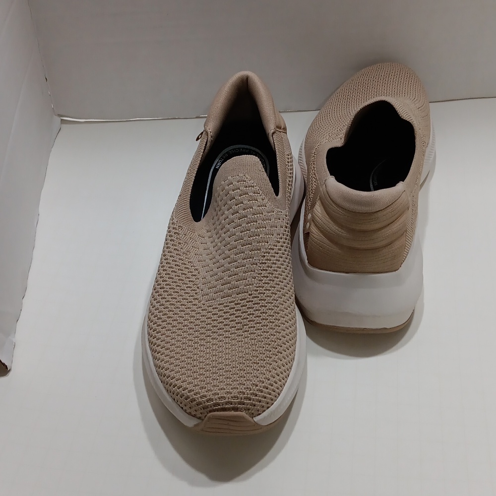 Cream Slip on Sneakers